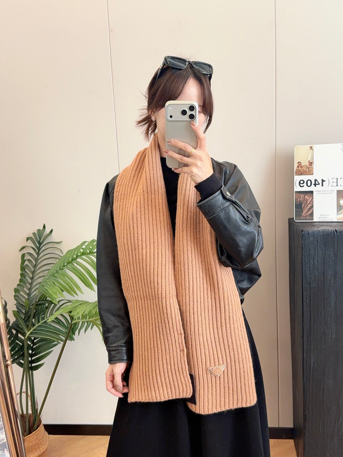 💰 New Classic Couple's Lambswool Scarf 📦 – Elegant & Minimalist