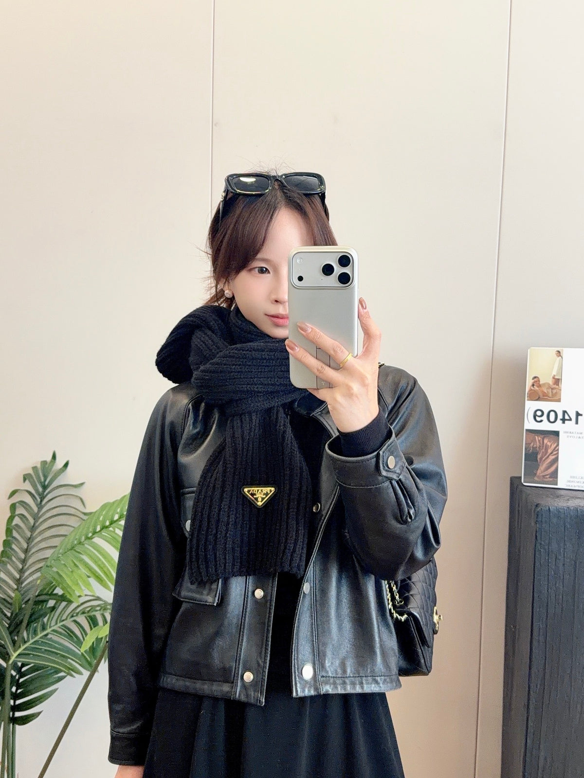 💰 New Classic Couple's Lambswool Scarf 📦 – Elegant & Minimalist