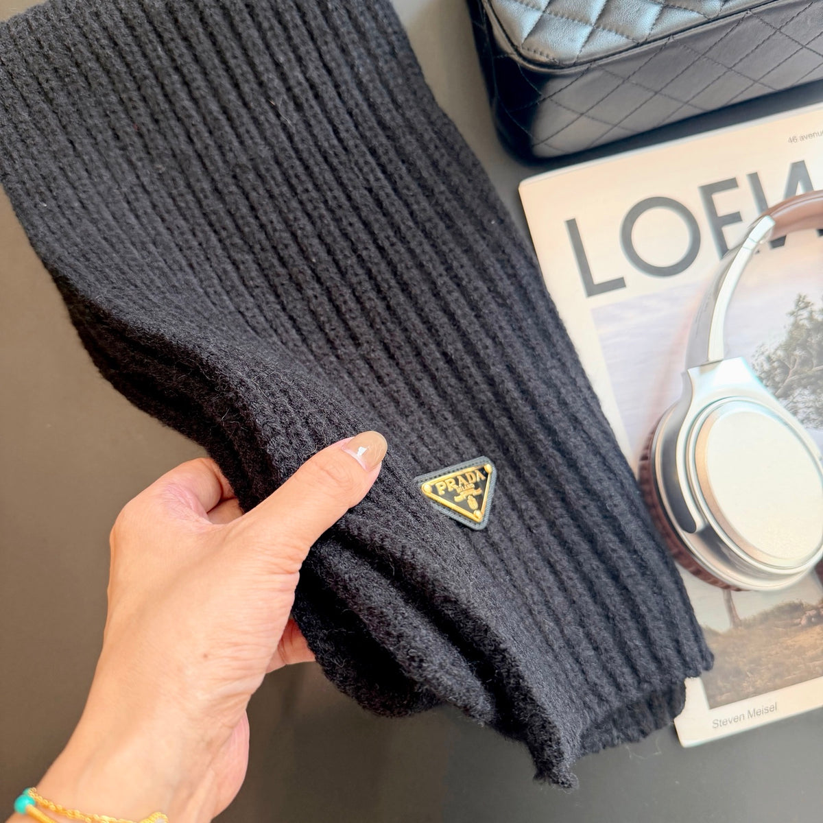 💰 New Classic Couple's Lambswool Scarf 📦 – Elegant & Minimalist