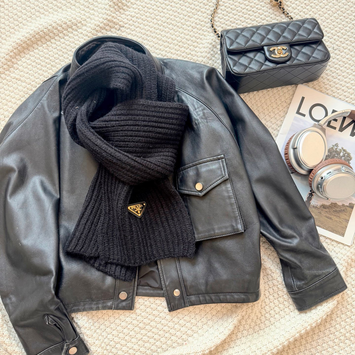 💰 New Classic Couple's Lambswool Scarf 📦 – Elegant & Minimalist