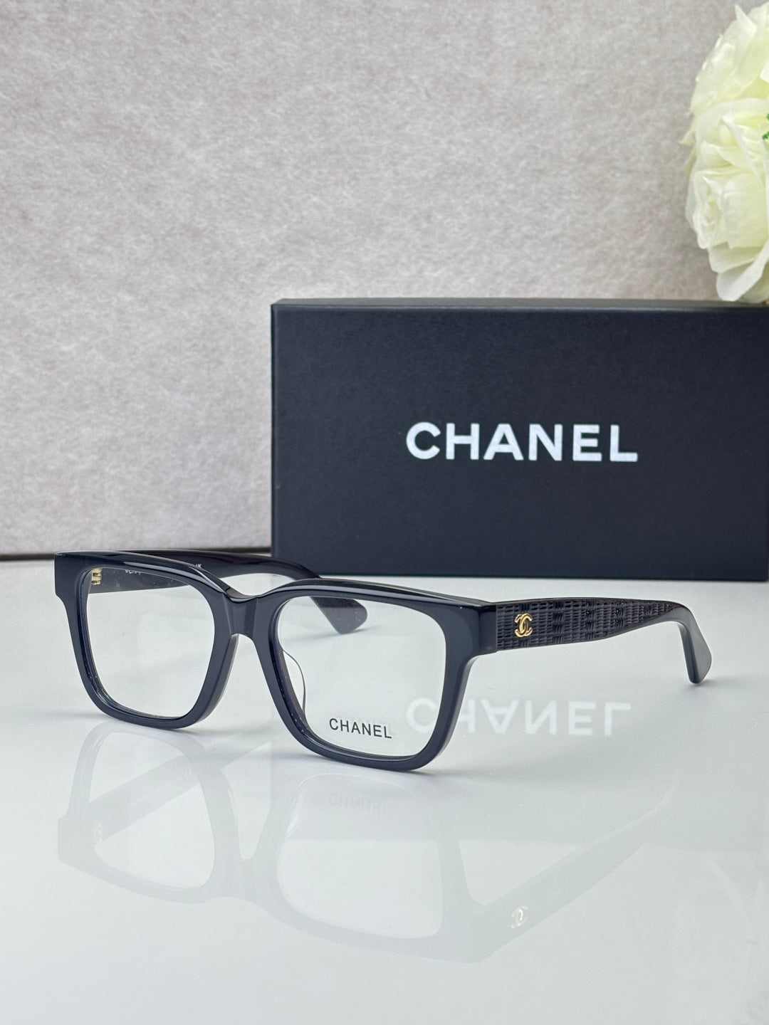 P229990016879689728